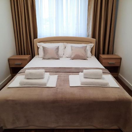 Divizija Lux Apartments Belgrad Exterior foto