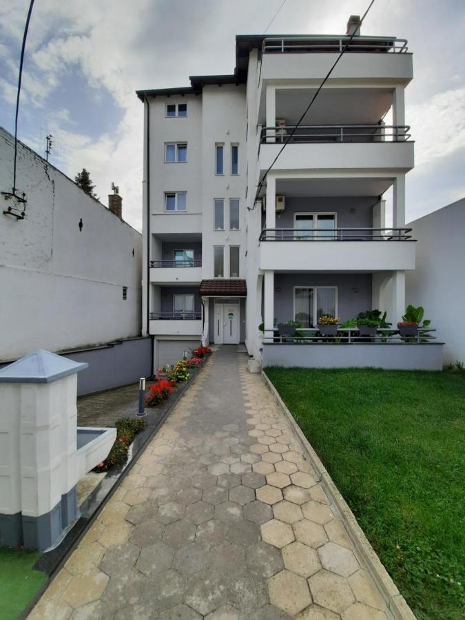 Divizija Lux Apartments Belgrad Exterior foto