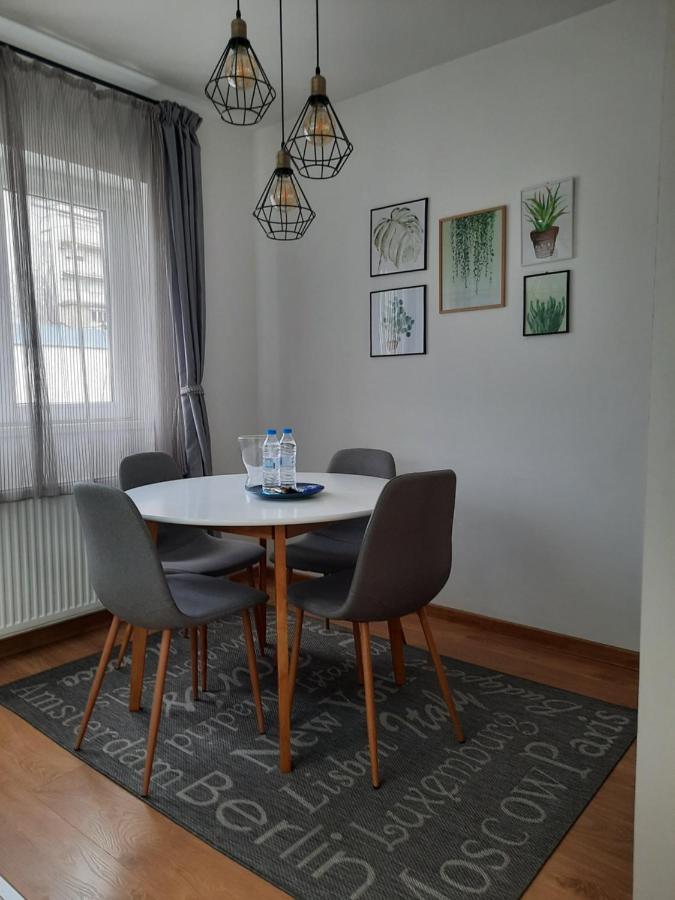 Divizija Lux Apartments Belgrad Exterior foto
